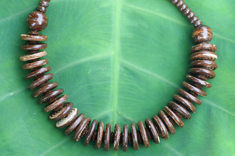 Coconut shell necklace, 'Natural Coco,' by Thailand's Sasithon Saisuk