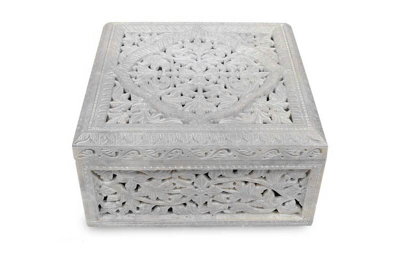 Best Mothers Day Gifts - 'Floral Medallions' jewelry box
