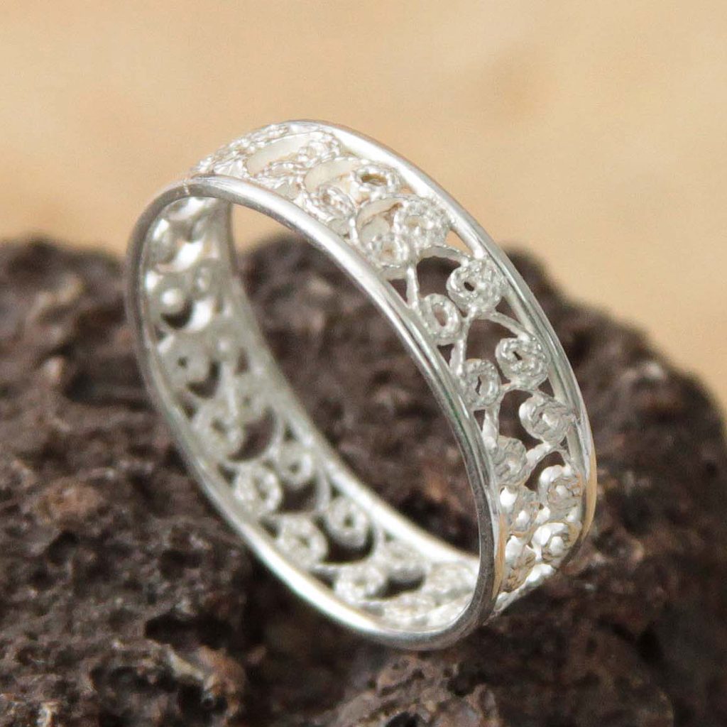 Sterling Silver Filigree Ring from Peru, 'Royal Filigree' 