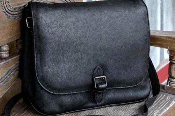 Leather briefcase, 'Executive Elegance'