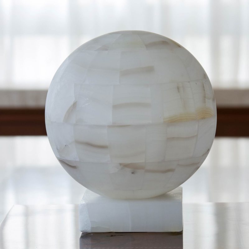 table lamp, lamps, home decor Puebla Moon' White Onyx Globe-Shaped Table Lamp wedding gifts to impress