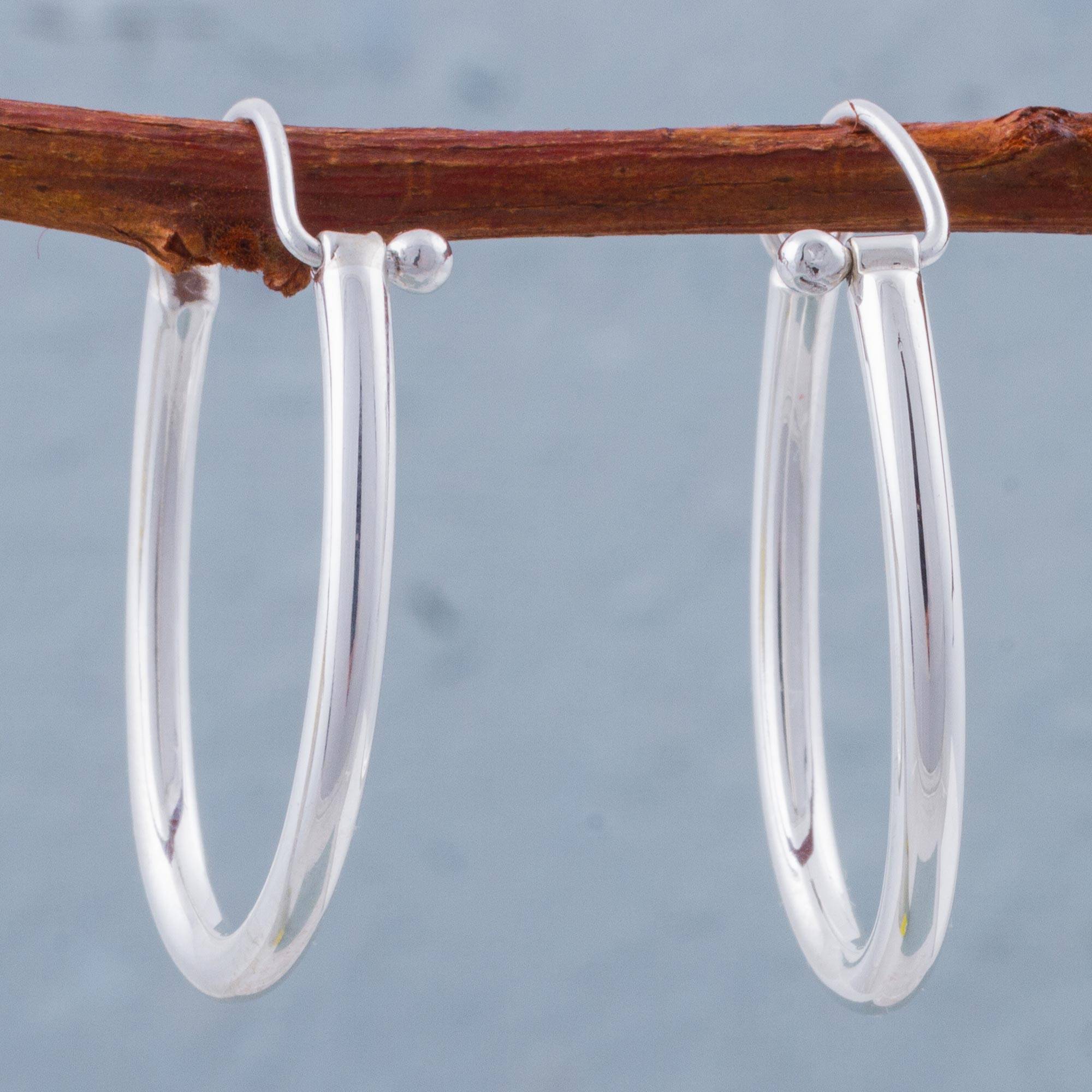 Earrings Guide 'Life Circles' Oval Hoop Earrings Hand Crafted in 925 Sterling Silver
